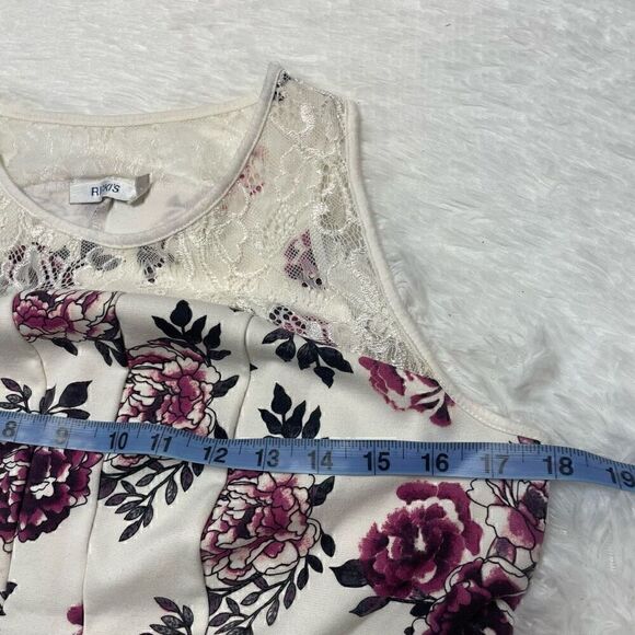 Ricki's Sleeveless Top Set of 2 Size Medium Lace Stretch Floral Pink Fitted - Picture 7 of 13